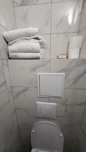 Koupelna v ubytování Fleurines Hotel