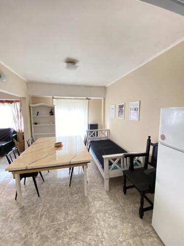 santa teresita depto 350 Calle 36, 7107 Santa Teresita, Argentina