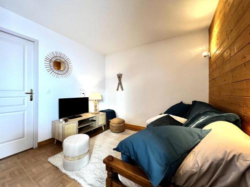 Photo de la galerie de l'établissement Les Chalets Des Evettes - Résidence avec piscine au pied des pistes MAE-9524, à Flumet