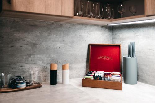 A cozinha ou cozinha compacta de Byt 21 v Rezidenci Bílý lev na náměstí