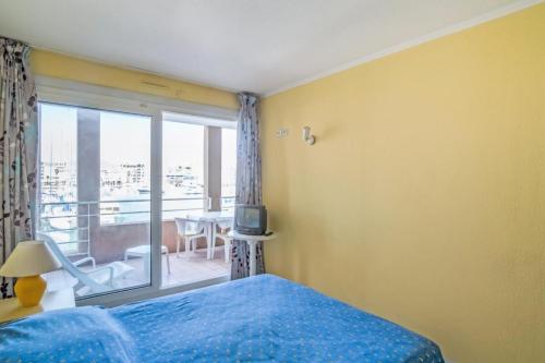 Postel nebo postele na pokoji v ubytování Résidence Cap Hermes - maeva Home - 2 Pièces 4 Personnes Confort MAE-6793