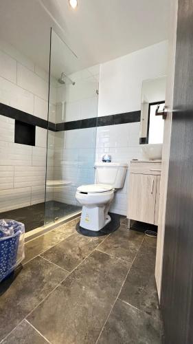 Ένα μπάνιο στο Hotel Urban Cholula