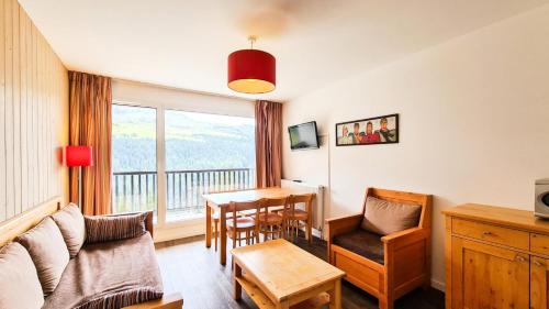 Photo de la galerie de l'établissement Résidence Les Pleiades - Appartement lumineux · Centre station · Balcon · Parking couvert MAE-7373, à Flaine