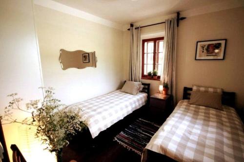 Ένα ή περισσότερα κρεβάτια σε δωμάτιο στο Serenity & Adventure in Dreamy Locale near Bled