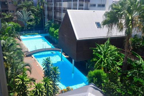Uma vista da piscina em Appartement d'une chambre a Centre Ville a 700 m de la plage avec piscine partagee et wifi ou nos arredores