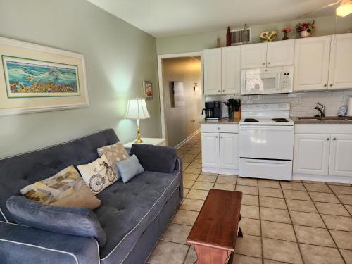 Seaside Bliss Awaits Your Dream Beach Getaway! photo 6