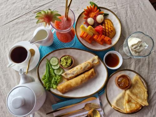 Eten bij of ergens in de buurt van het hotel

