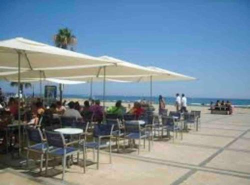 Restoran atau tempat makan lain di Ivissa cosy calme y confortable