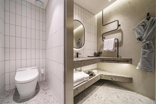 Un baño de Take Hotel Seoul Gwangmyeong