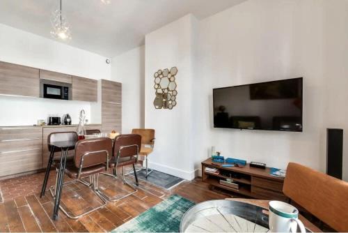 Jardins du Luxembourg cozy 2 bedrooms