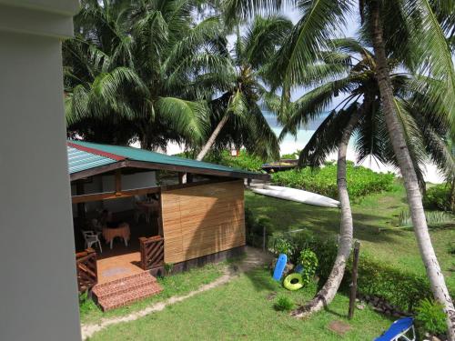 Taman di luar Rosemary's Guesthouse