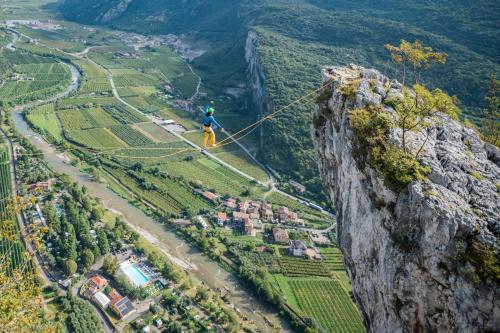 Un paisaje natural cerca del camping