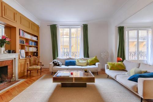 Χώρος καθιστικού στο Residor- Beautiful appartement Neuilly 5P