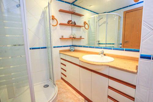 LITORAL COSTA DORADA - PLAYMAR Only families