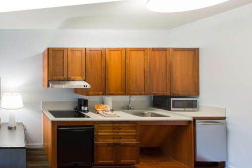 Hyatt House Santa Clara Image