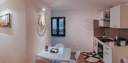 Η κουζίνα ή μικρή κουζίνα στο Time House