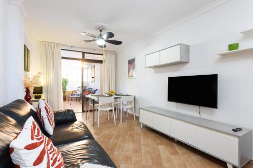 Home2Book Cozy Flat Las Americas Beach, Pool