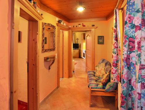 Ein Sitzbereich in der Unterkunft Romantik Aparthotel Sonnleitn