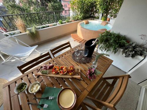 Gallery image of La Bollicina Boutique Apartment and Spa in Verbania