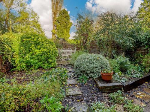 Κήπος έξω από το 2 Bed in Bath 90431