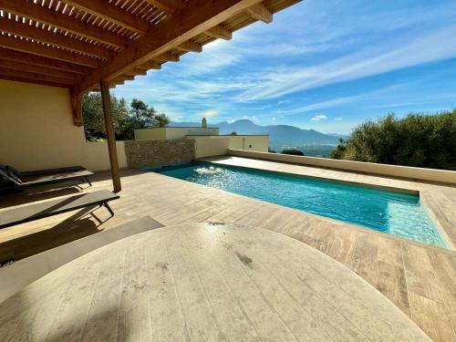 Super villa moderne corbara vue mer