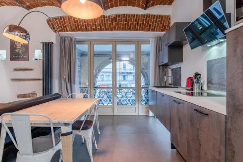Suite & Queen Apartments by Toh Solution photo 43