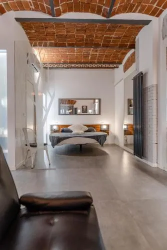 Suite & Queen Apartments by Toh Solution photo 49
