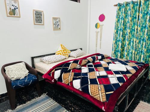 Postel nebo postele na pokoji v ubytování Nimo Homes