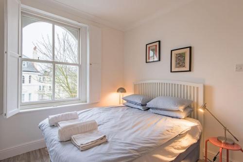 Postel nebo postele na pokoji v ubytování Sea View Apartment