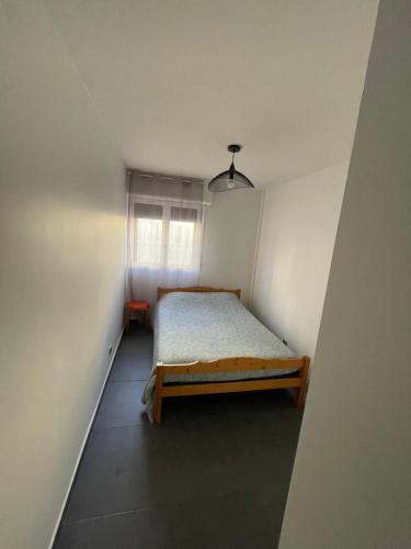 Appartement moderne face gare St Charles
