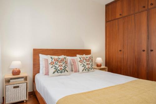 Casa da Cidade by an island apart