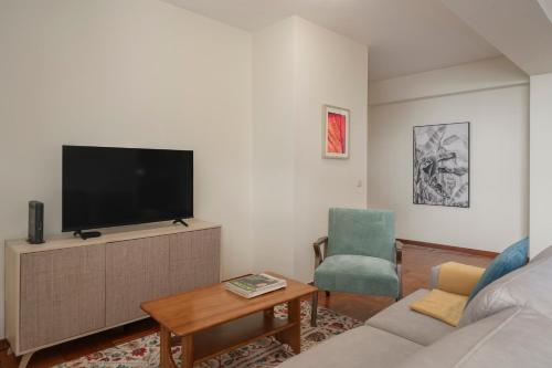 Casa da Cidade by an island apart
