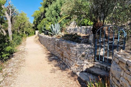 Gallery image of Zen's Garden in Vela Luka