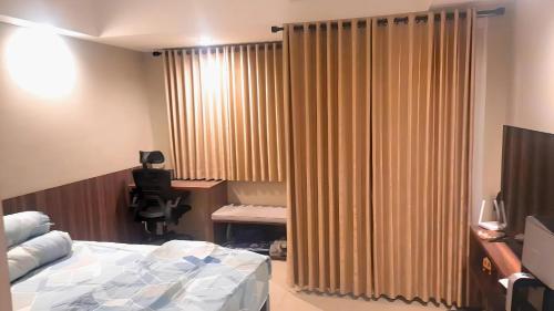 Φωτογραφία από το άλμπουμ του Furnished Studio, 5 mins to LRT Jabodebek Station σε Kaliastana