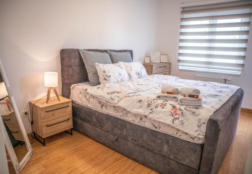 Postel nebo postele na pokoji v ubytování Lux Apartment Rose - Elite 74m2