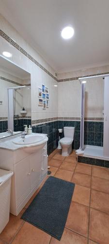 Spacious Apartment near Porto de Mos Beach, Lagos.