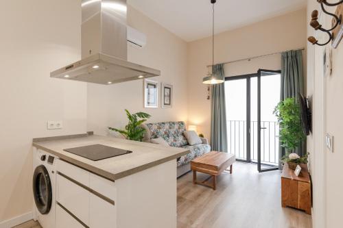 San Luis Downtown & Pool Apartment
