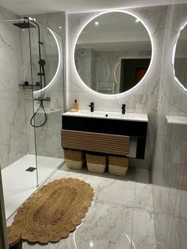T3 5 étoile jacuzzi photo 13