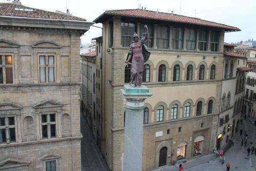 Tornabuoni View photo 82