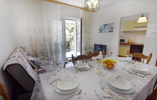 Apartments with parking space Umag - 22473