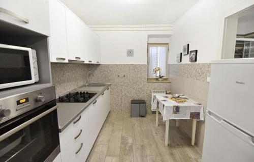 Apartments with parking space Murine, Umag - 22510
