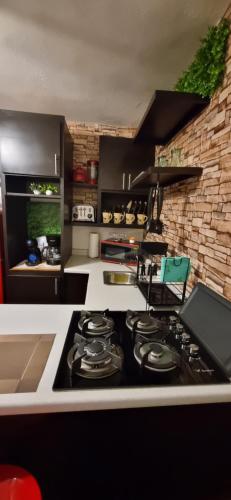 Kuchyň nebo kuchyňský kout v ubytování Bonito Loft Capri, 5 m Consulado