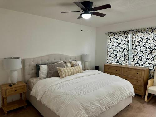 Foto dalla galleria di Timbers Tavern a Red River