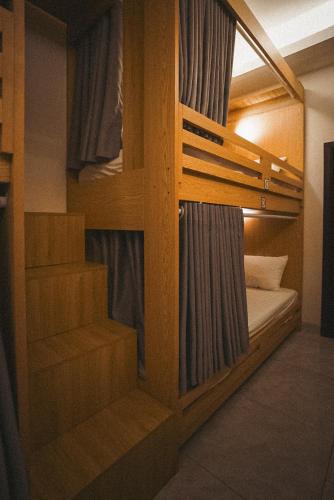 Postel nebo postele na pokoji v ubytování The One Hostel Hanoi