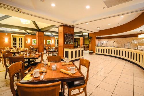 Holiday Inn Austin Midtown, an IHG Hotel Image
