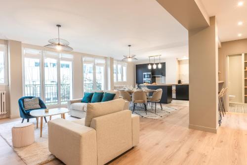 Fantastic Family Apartment - 20min from city center