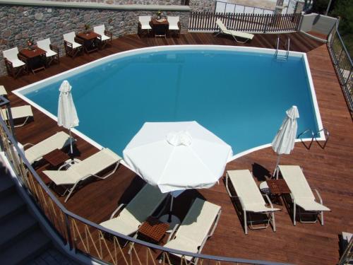 Πισίνα στο ή κοντά στο Meltemi Apartments