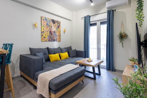 Cesily 2-Bedroom Apartment in Athens