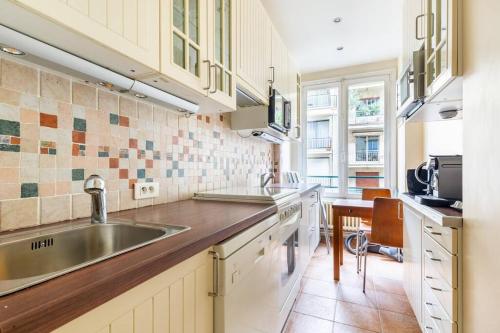 Studio#Porte Dauphine#Avenue Foch#2pers.
