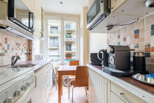 Studio#Porte Dauphine#Avenue Foch#2pers.